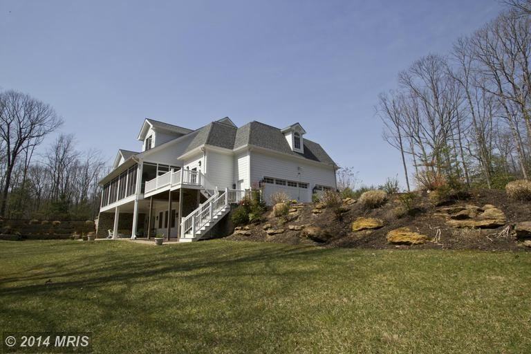 1011 St Anne Ln - Photo 2 of 30