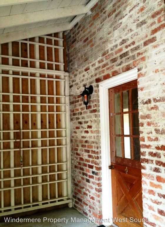 398 Ferncliff Ave NE - Photo 3 of 23