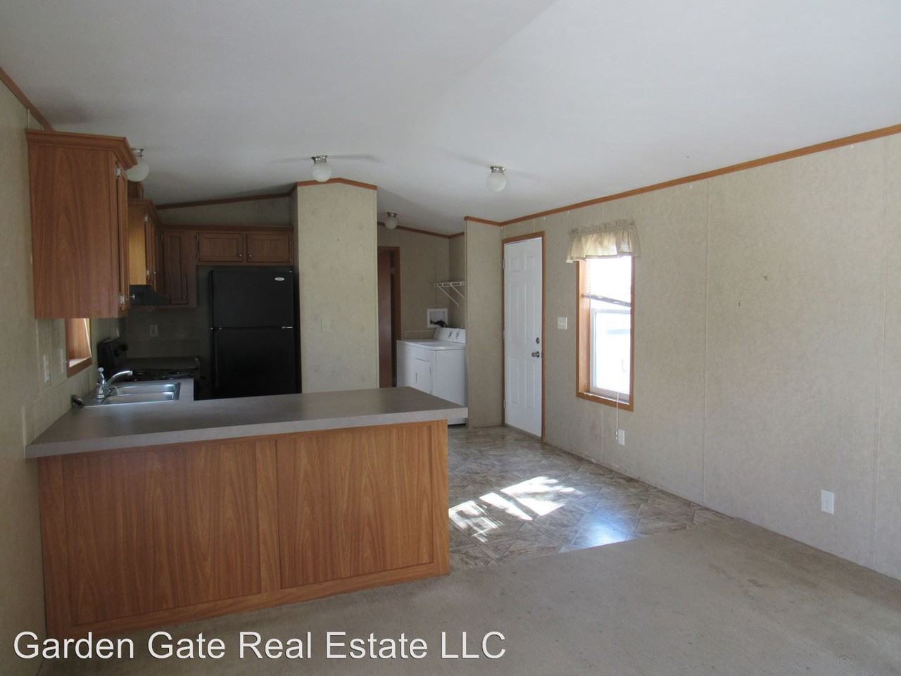 4894 Eisenhower St - Photo 2 of 8