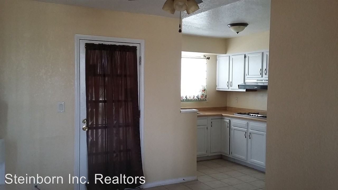 1004 Alamo Dr #3 - Photo 3 of 13
