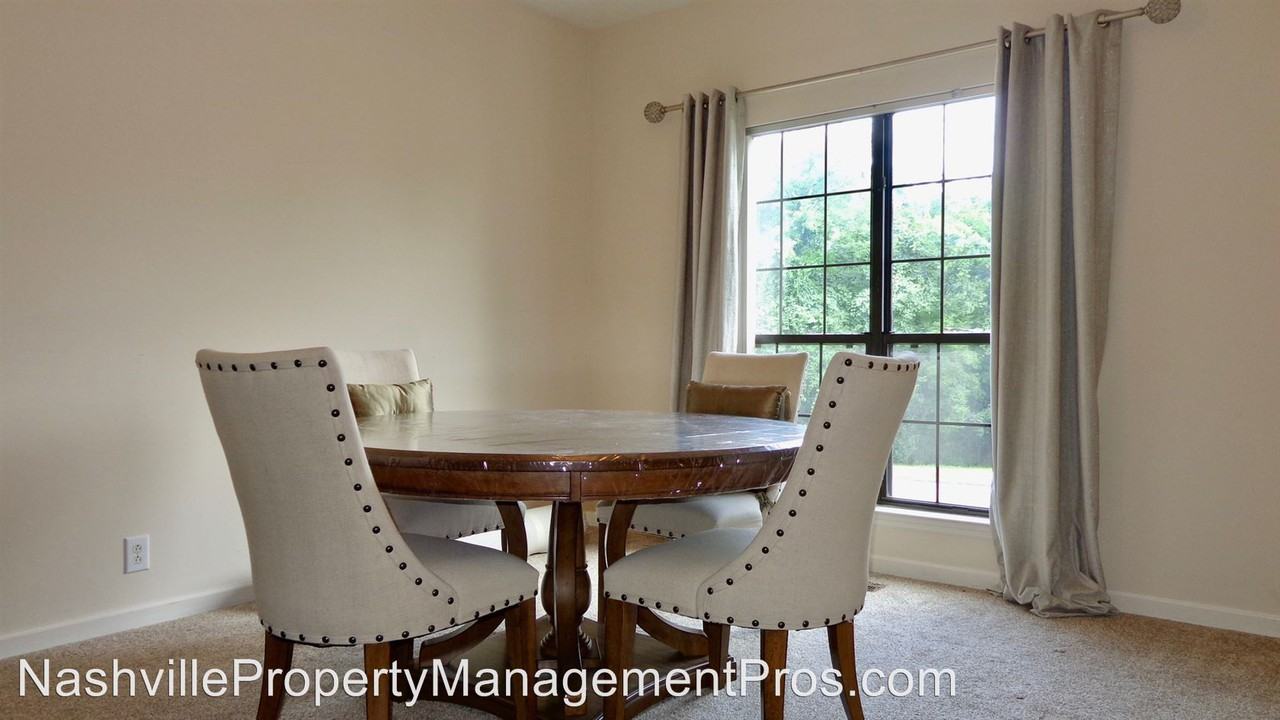 6905 Sunnywood Dr - Photo 3 of 13