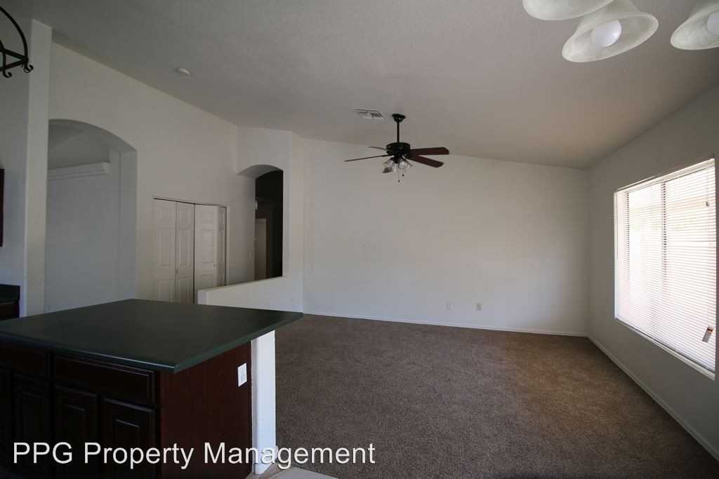 18345 N 111th Dr - Photo 3 of 19