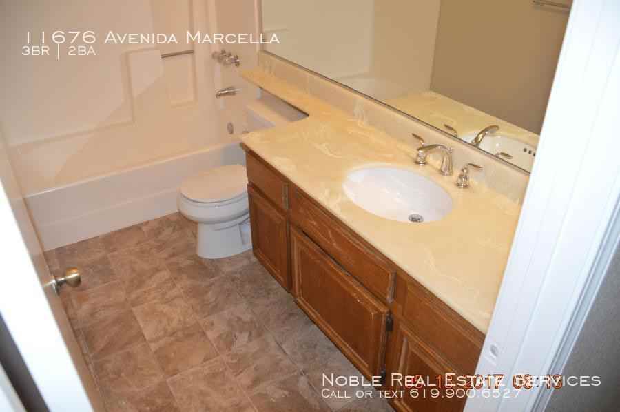 11676 Avenida Marcella