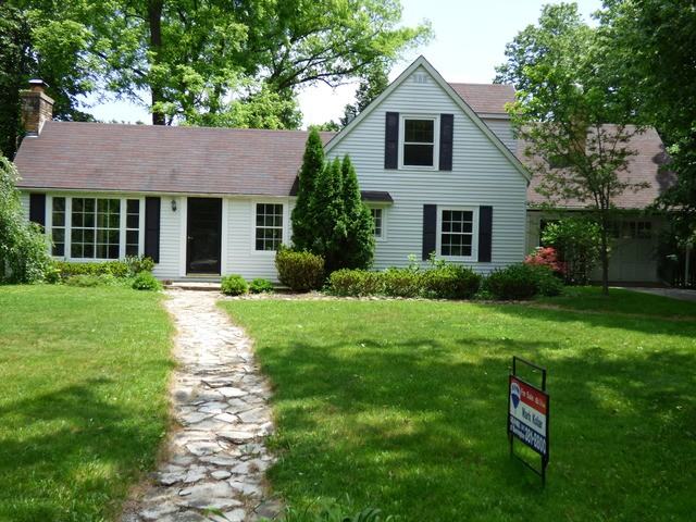 267 Drury Ln - Photo 3 of 23
