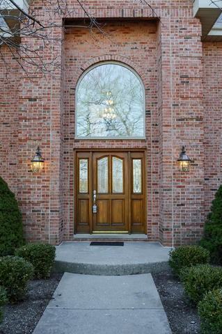 16 Greenbriar Ln - Photo 2 of 34