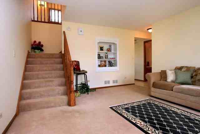 34016 N White Oak Ln #34016 - Photo 2 of 21