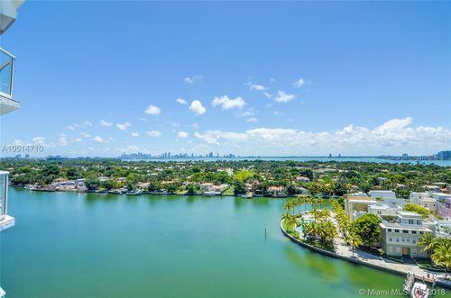 590 Collins Ave #1508 - Photo 2 of 8