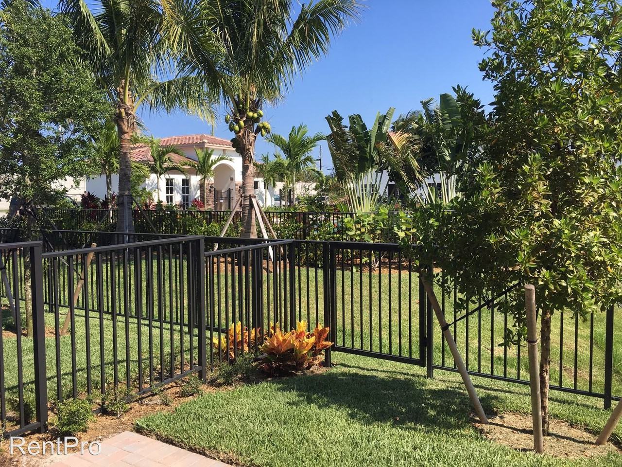 4678 Tara Cove Way - Photo 3 of 28