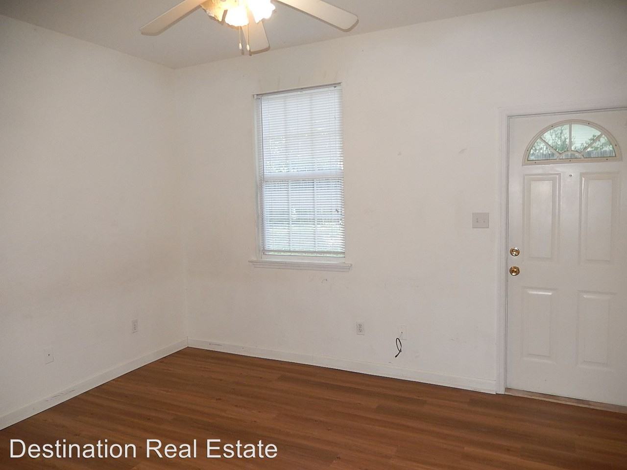 924 Ashburn Dr #1 - Photo 3 of 14