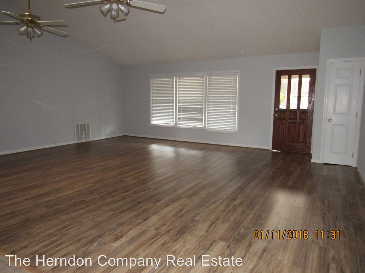 553 Sevilla Springs Cir - Photo 2 of 11