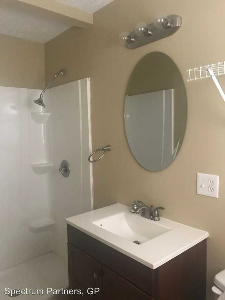 2003 Overlook Ave - Photo 2 of 11