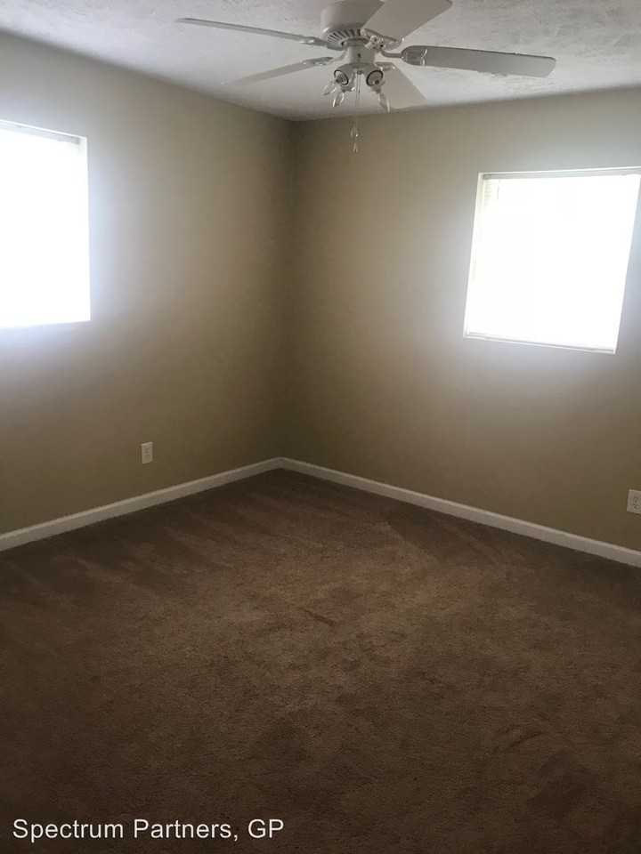 2003 Overlook Ave - Photo 3 of 11