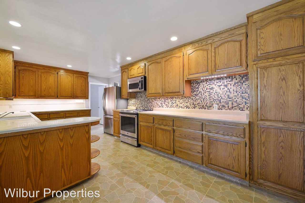 1340 Cotton St - Photo 3 of 14