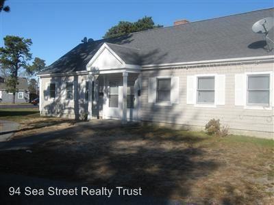 402-404 Bearse's Way - Photo 3 of 3