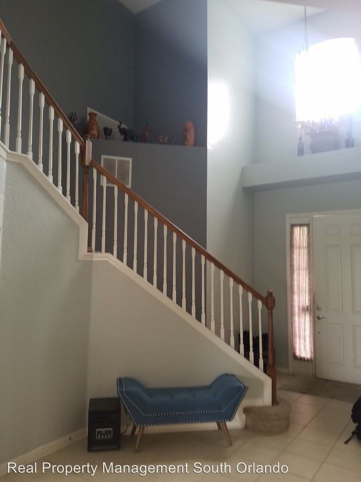 2840 Columbus Ave - Photo 2 of 10