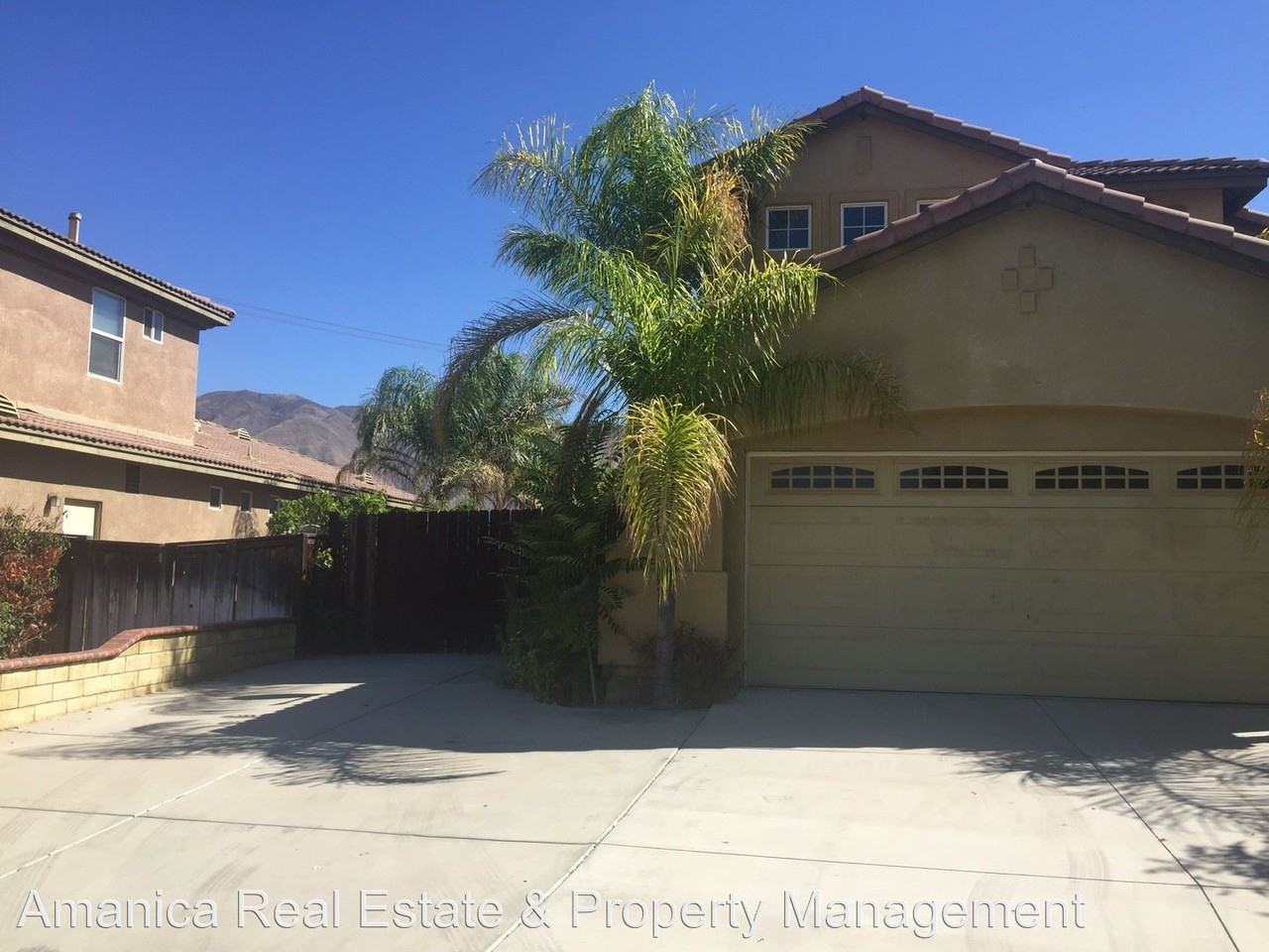 1281 Praise St - Photo 2 of 5