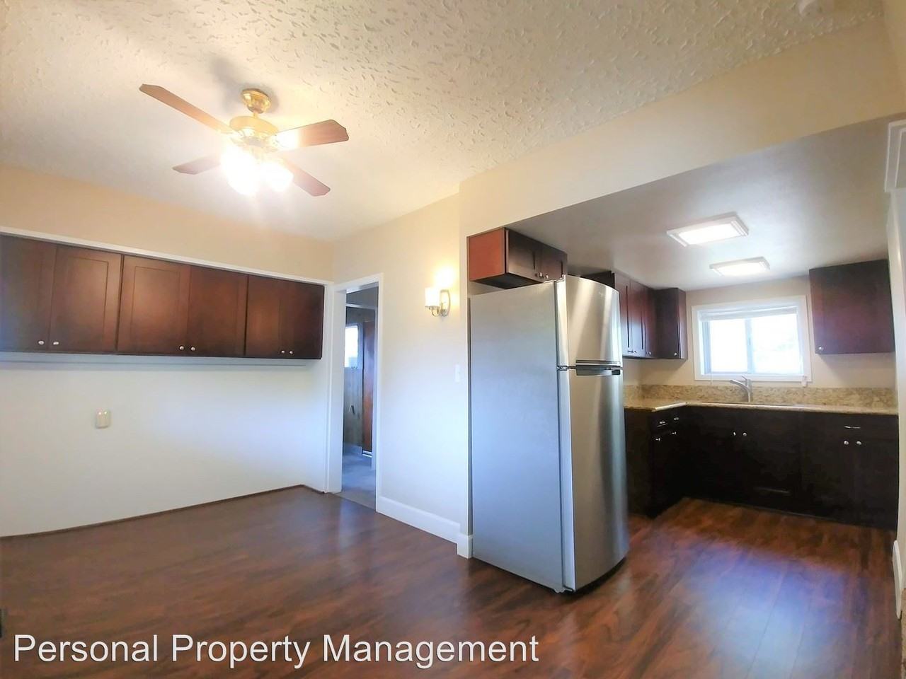 606 E 29th St - Photo 3 of 14