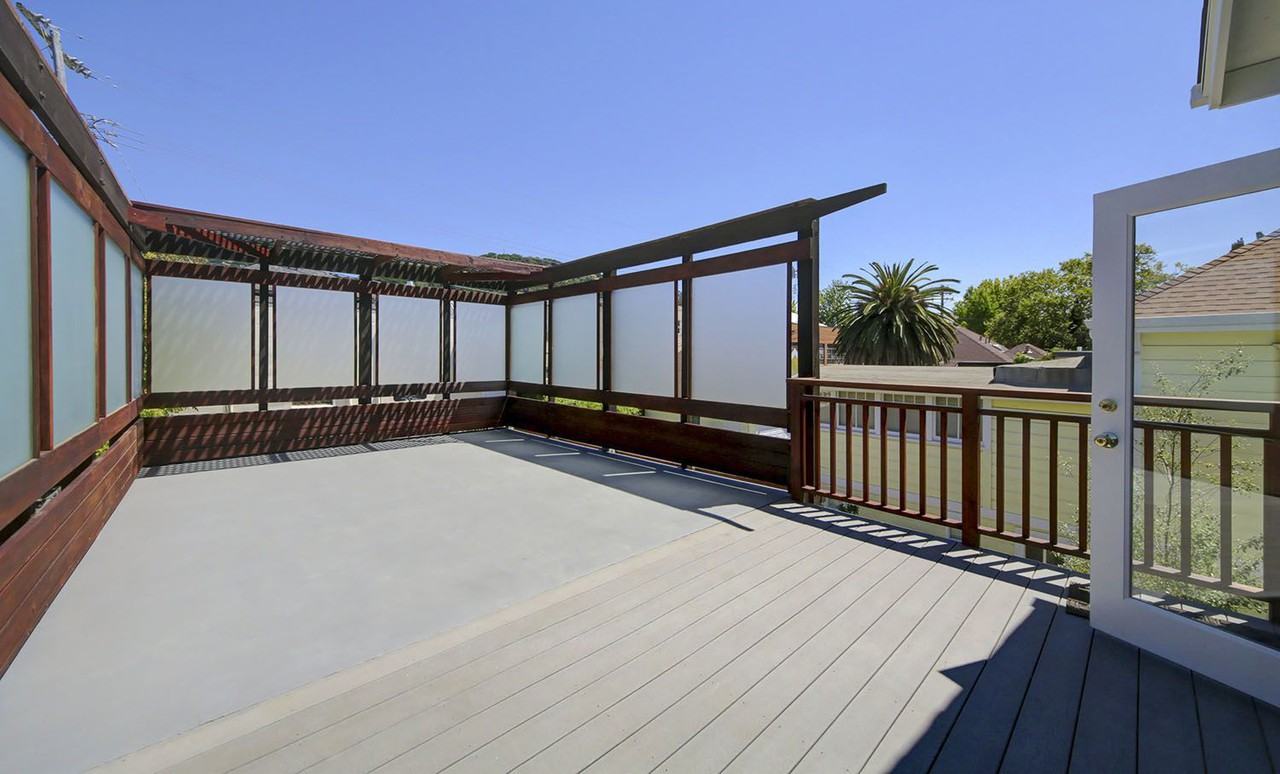 16 Latham St - Photo 3 of 14