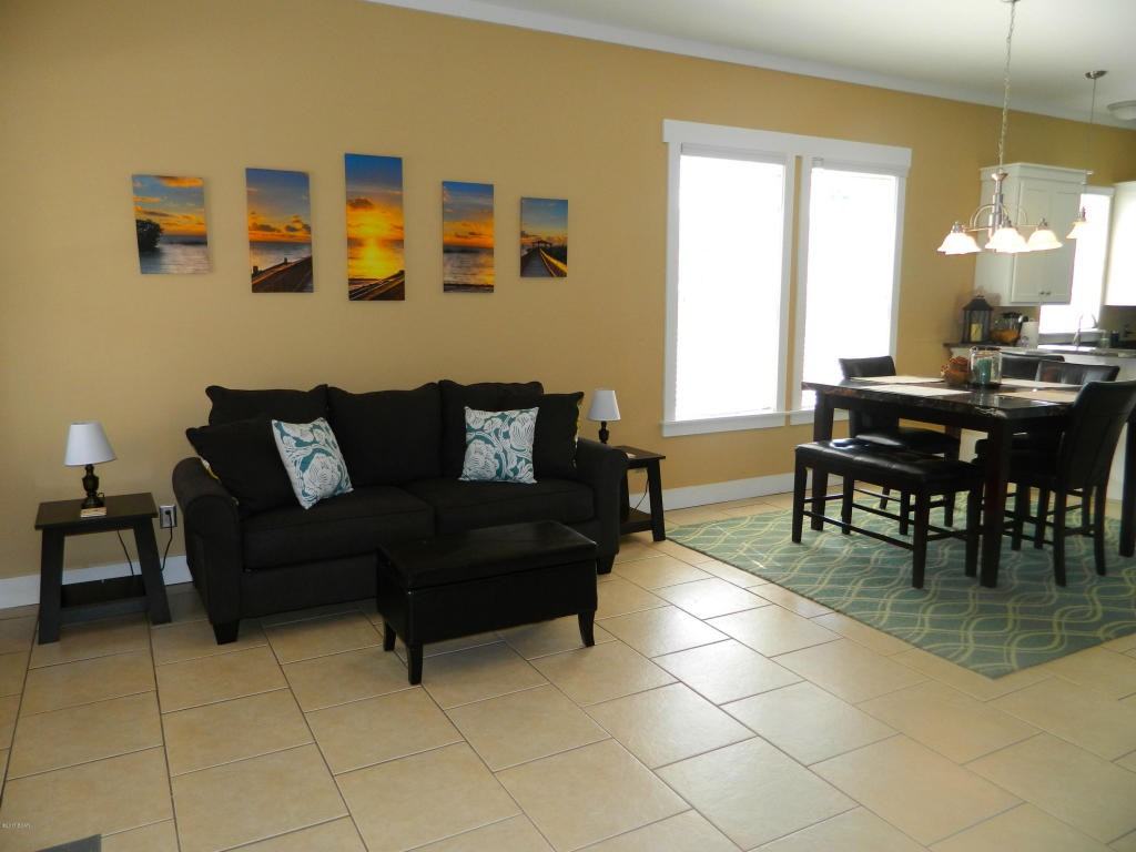 311 Wisteria Ln - Photo 3 of 40