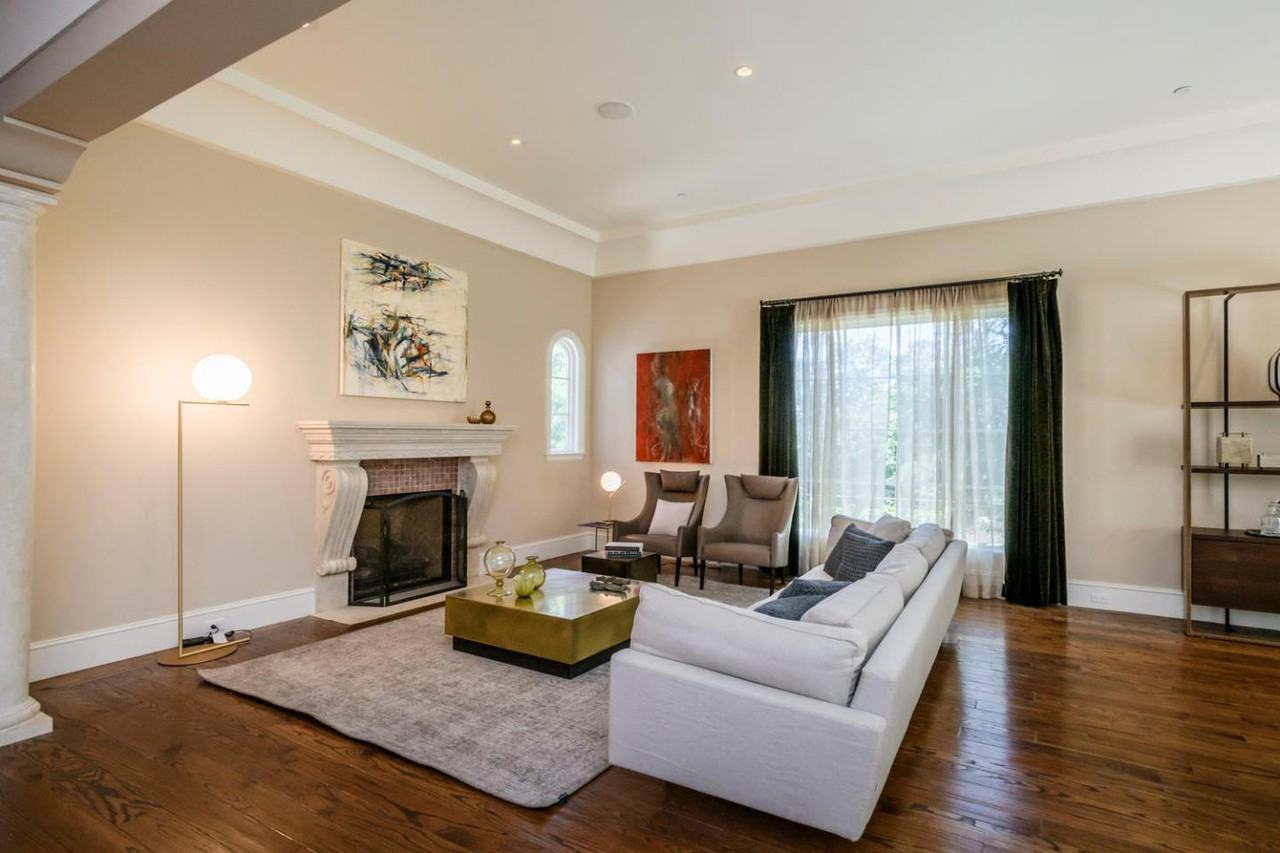 150 Royal Oaks Ct - Photo 3 of 25