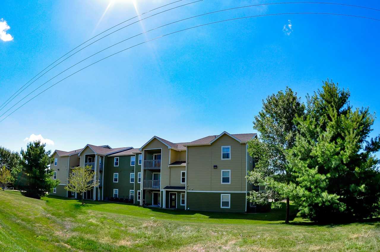 101 Pleasant View Dr #AB4 - Photo 2 of 13