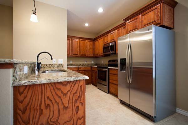 4800 Pleasant Dr - Photo 2 of 9