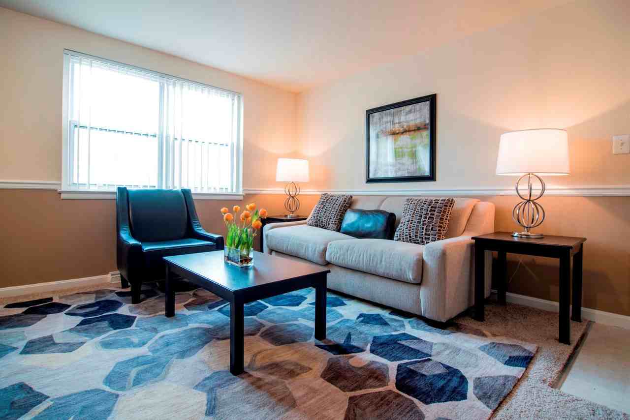 Roland Ridge - Photo 2 of 10