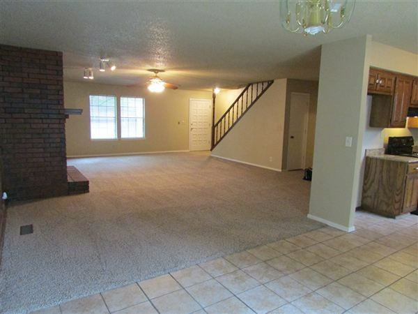 3236 S Braden Ave - Photo 2 of 7