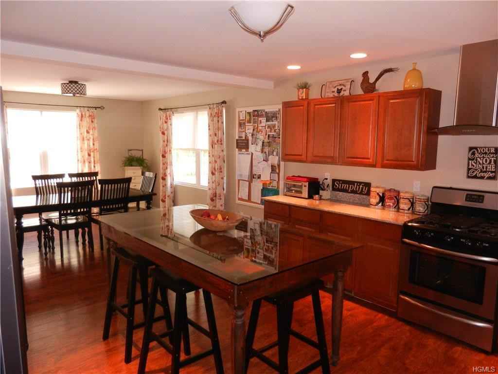 11 Golden Ave - Photo 2 of 26