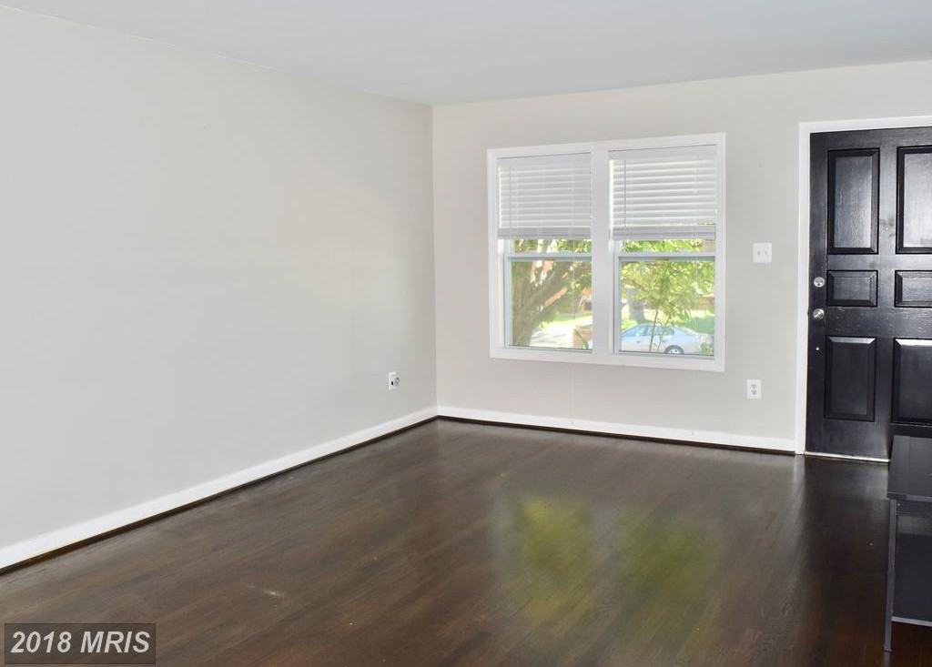 108 N Jordan St - Photo 3 of 21