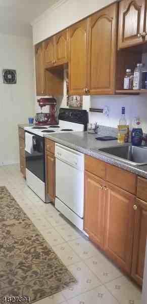 50D Troy Dr - Photo 2 of 5