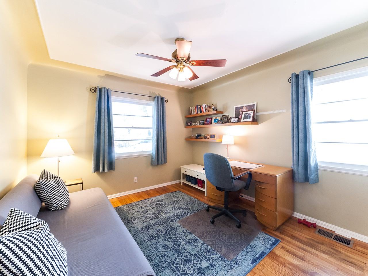 3326 Caroline Avenue - Photo 3 of 27