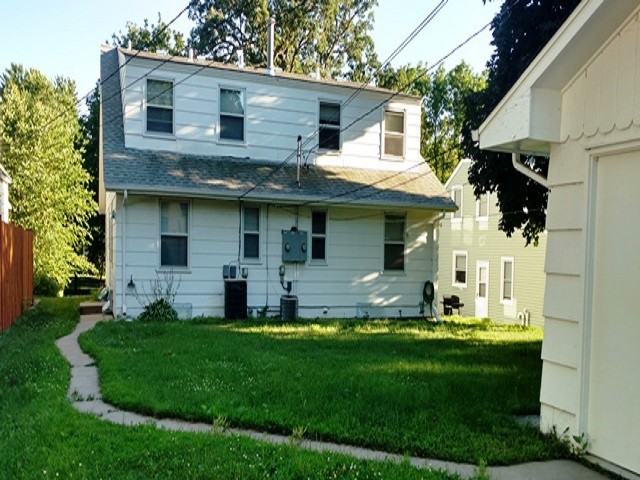 6218 Goodrich Ave - Photo 2 of 11