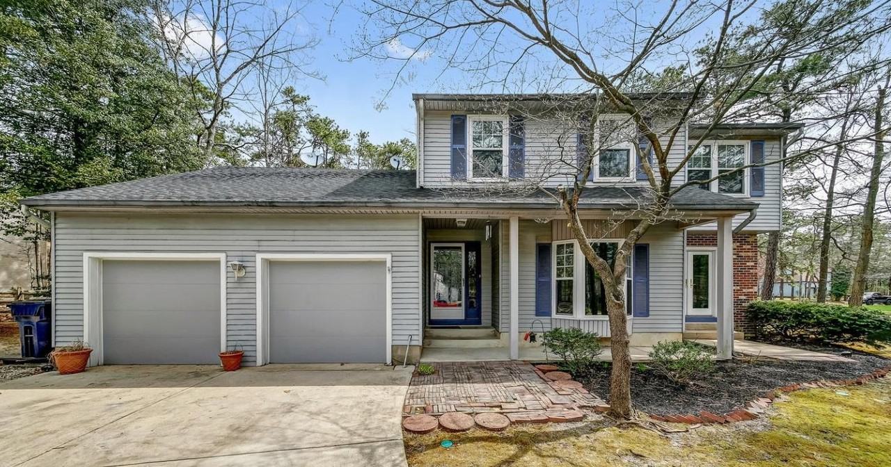 1 Morningside Ln - Photo 2 of 22