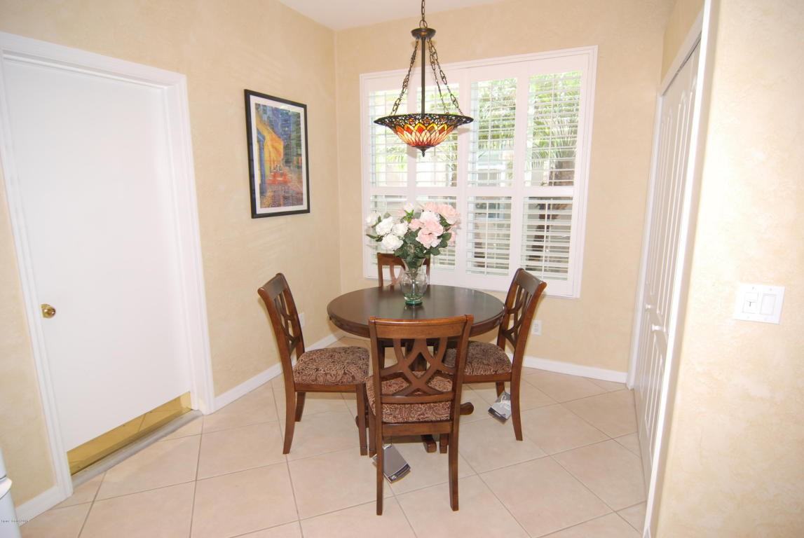 711 Glen Abbey Way - Photo 2 of 27