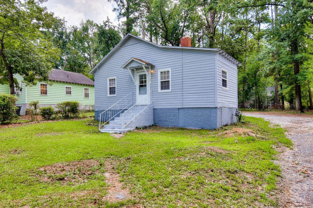 2816 Hazel St - Photo 2 of 15