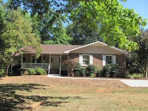 75 Roanoke Court - Photo 2 of 14