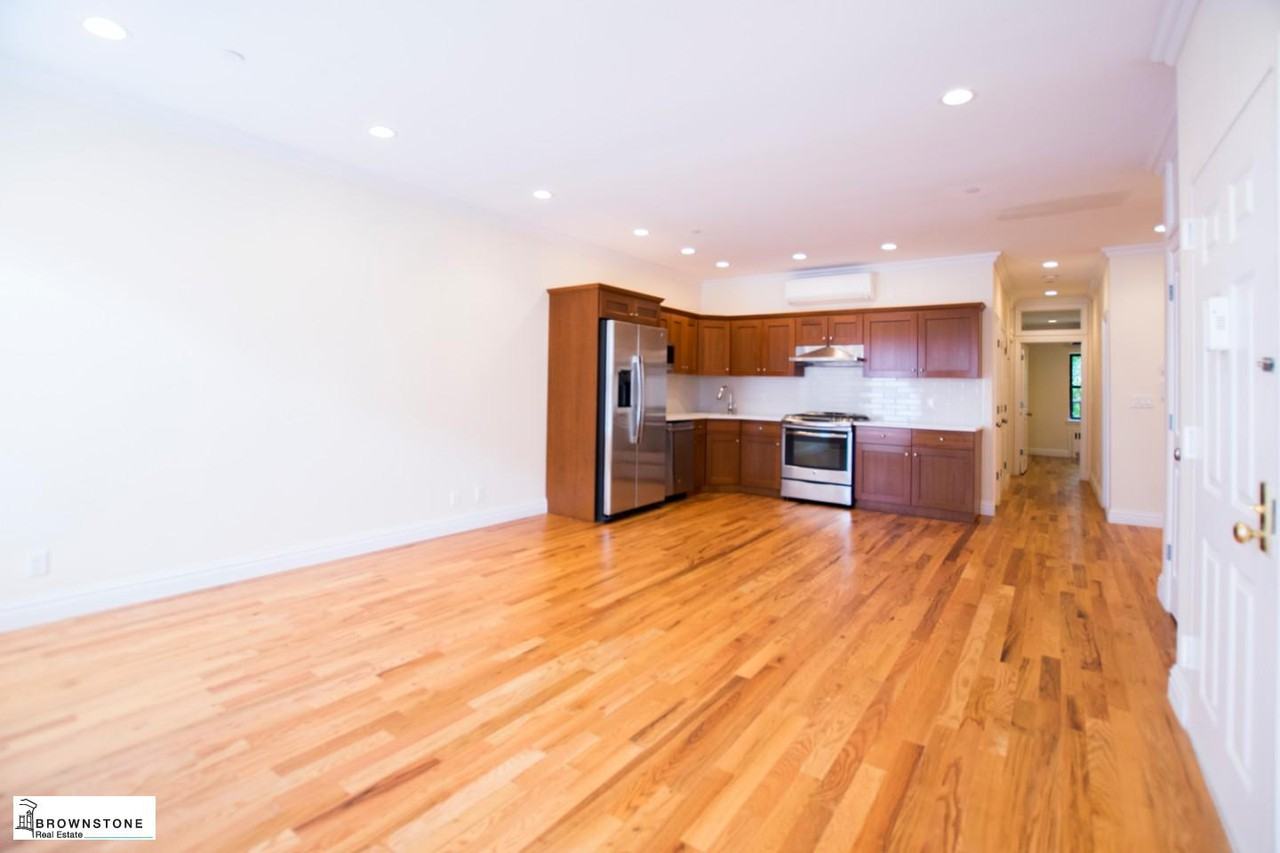 85 Woodhull St #2 - Photo 2 of 8