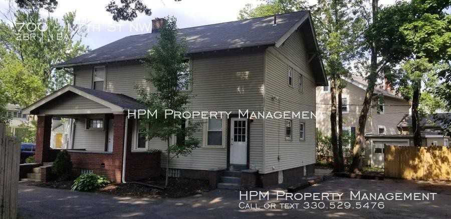 700 17th St NW - Photo 2 of 8
