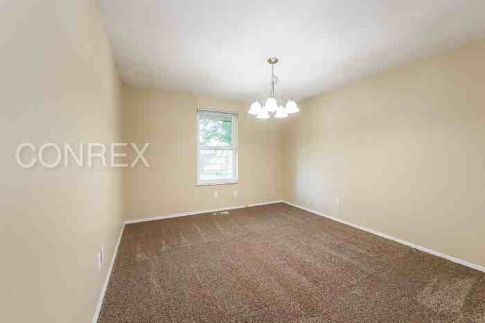 5847 Charlesgate Rd - Photo 3 of 6