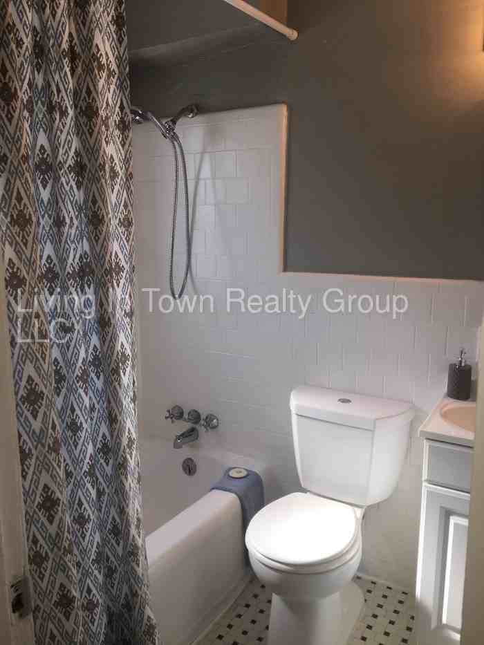 763 Scott Blvd #4 - Photo 2 of 7