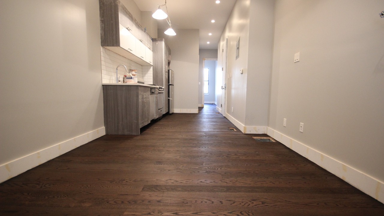 183 Stanhope Street #1L