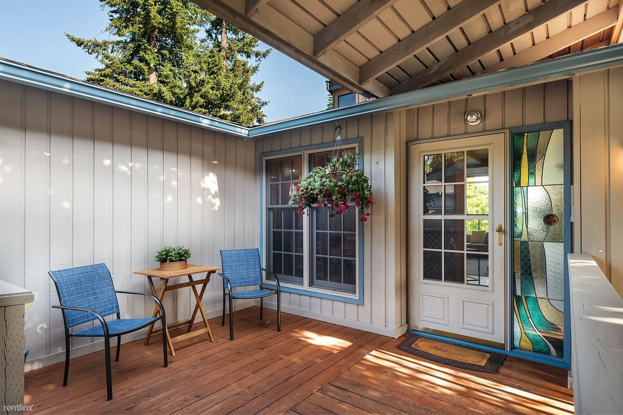 2432 171 Ave SE - Photo 2 of 22