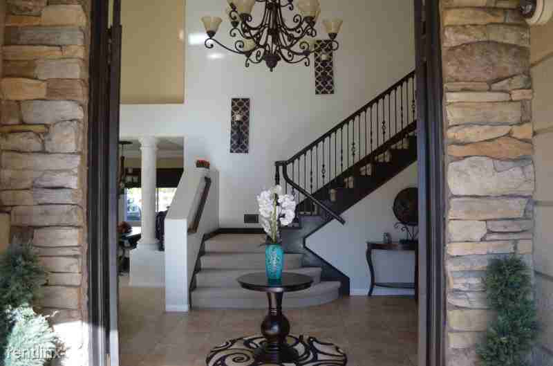 15251 Saddleback Rd - Photo 3 of 40