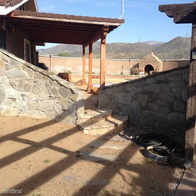1380 Soledad Canyon Rd - Photo 2 of 21