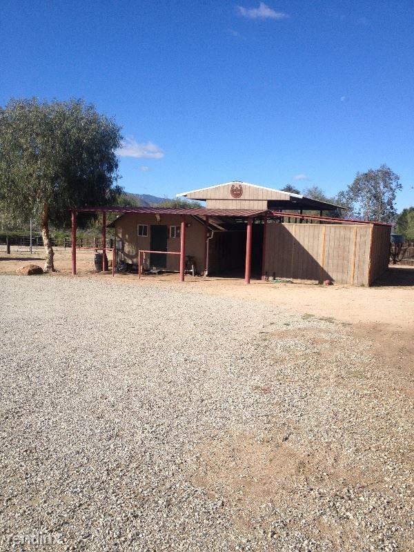 1380 Soledad Canyon Rd - Photo 3 of 21