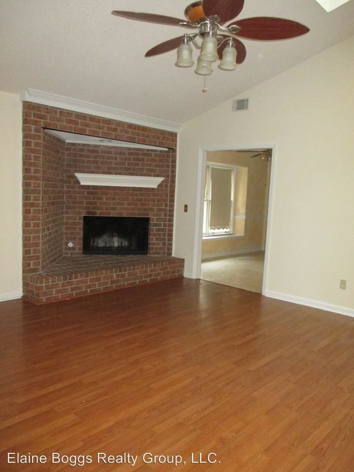 235 Cherokee Trail - Photo 3 of 15