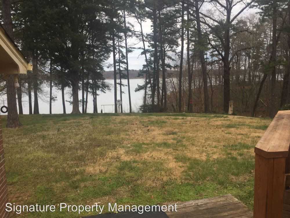 1142 Old Rock Rd - Photo 2 of 13