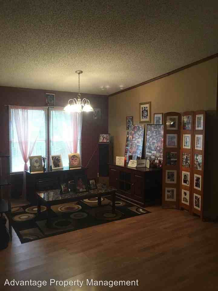 23 Diamond Dr - Photo 3 of 12