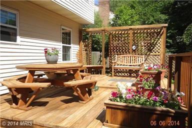 813 Whitehall St - Photo 3 of 4